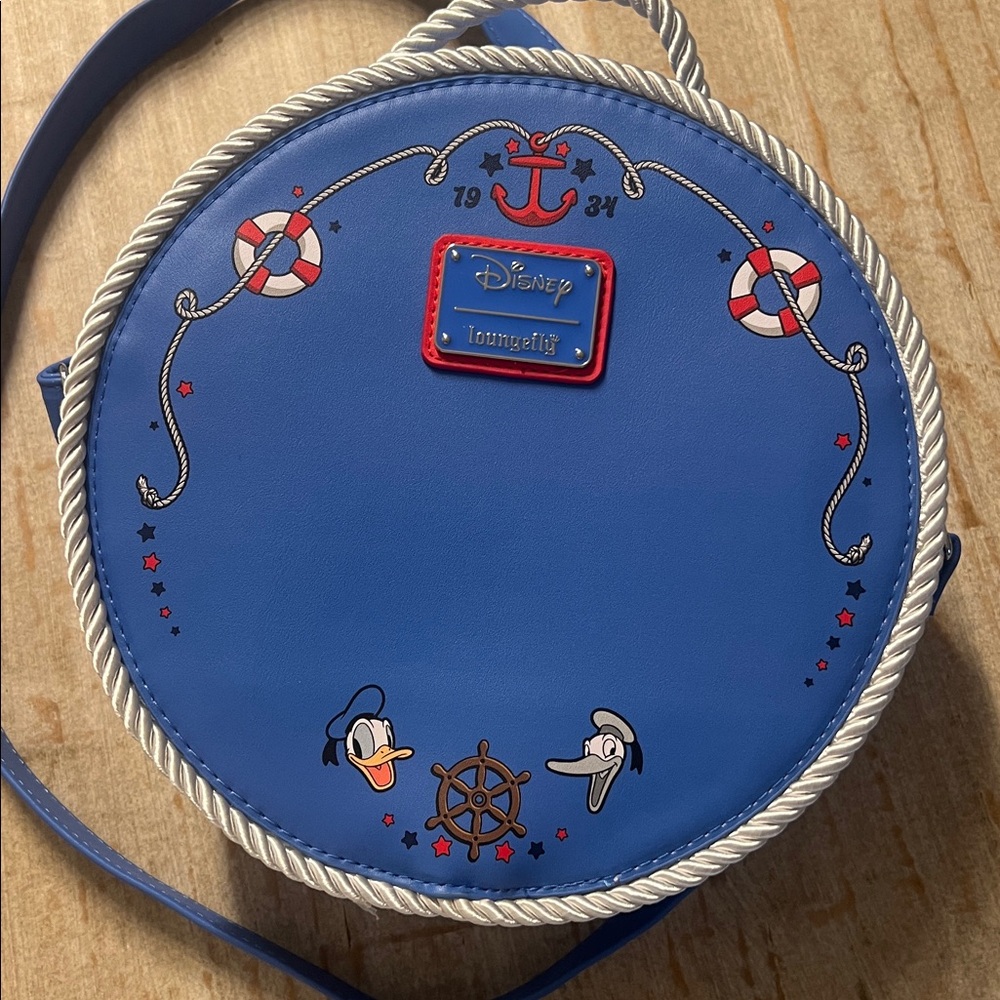 Donald Duck Lifebuoy Crossbody Bag - Picture 3 of 3